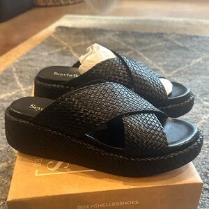 Seychelles Black Platform Woven Sandals